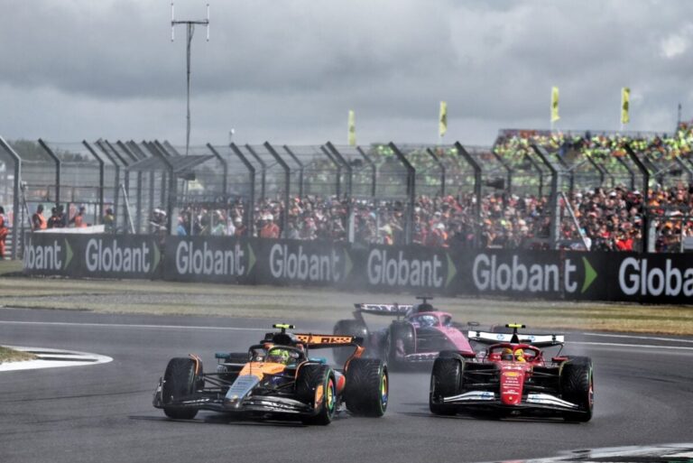 Como o formato sprint muda a preparação das equipes em Silverstone?