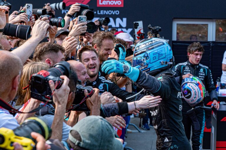 Mercedes comemora vitória e quer manter bom momento para Silverstone