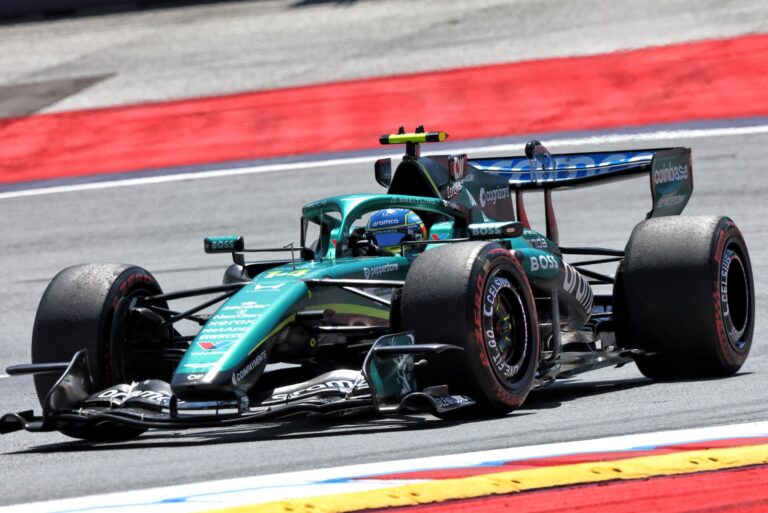 Newey torce para que atualizações da Aston Martin façam Alonso "ficar mais um ano"