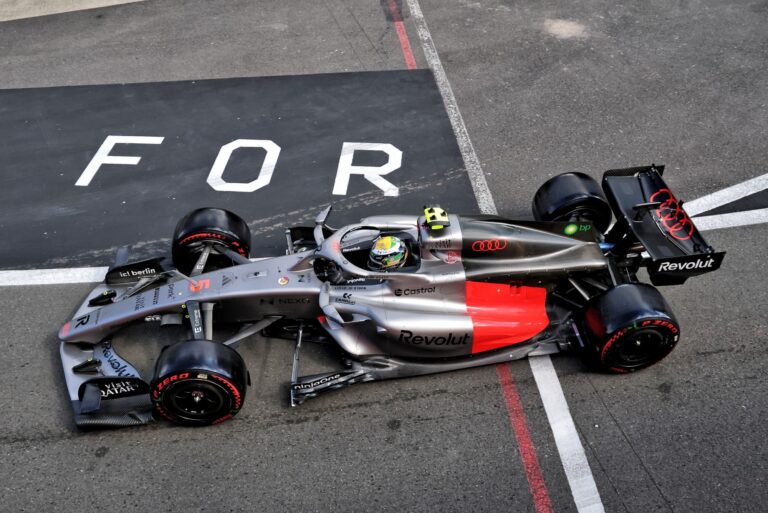 Bortoleto volta aos pontos em Silverstone e conquista melhor resultado em 2026