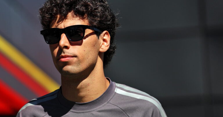 Gabriel Bortoleto issues order to outspoken F1 rivals: 'That's life'