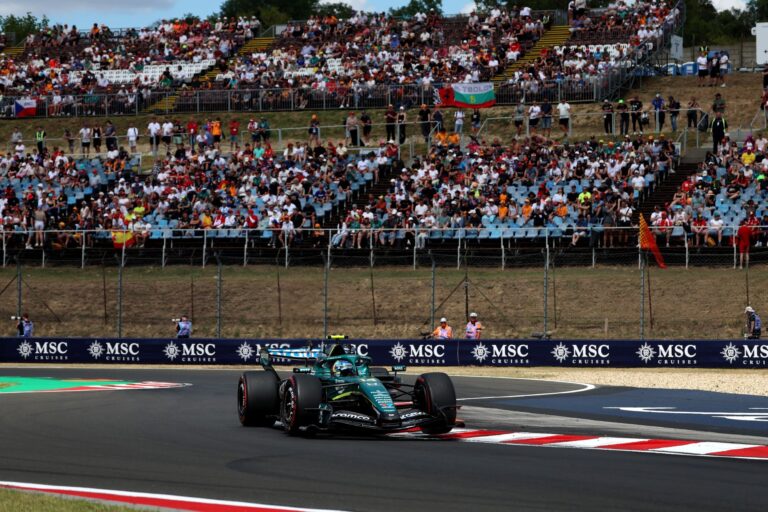 Alonso destaca união entre Aston Martin e Honda