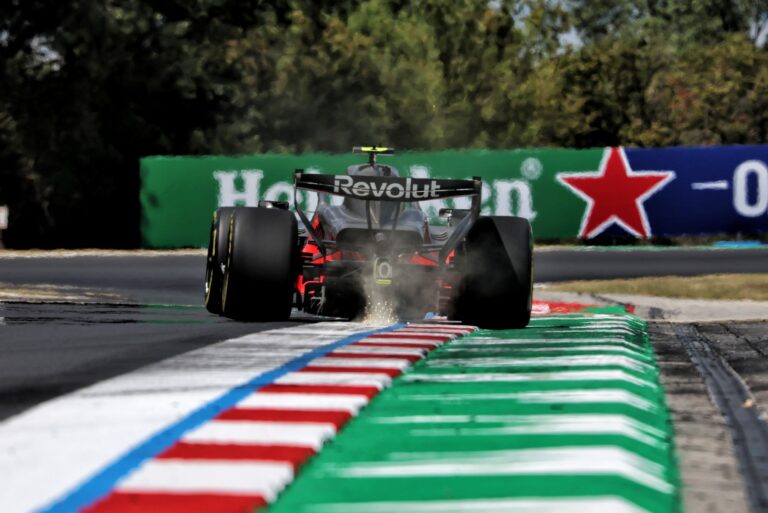 Bortoleto tem classificação atribulada e larga em 14º no GP da Hungria