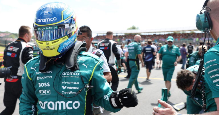 Fernando Alonso soothes Adrian Newey concern after 'guilty' Aston Martin comment