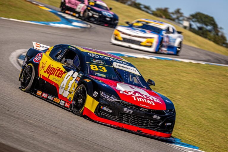 Gabriel Casagrande busca liderança da NASCAR Brasil em Cuiabá