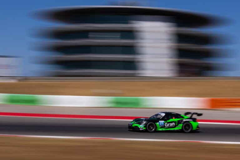Mariotti lidera primeiro treino da Porsche Cup no Algarve