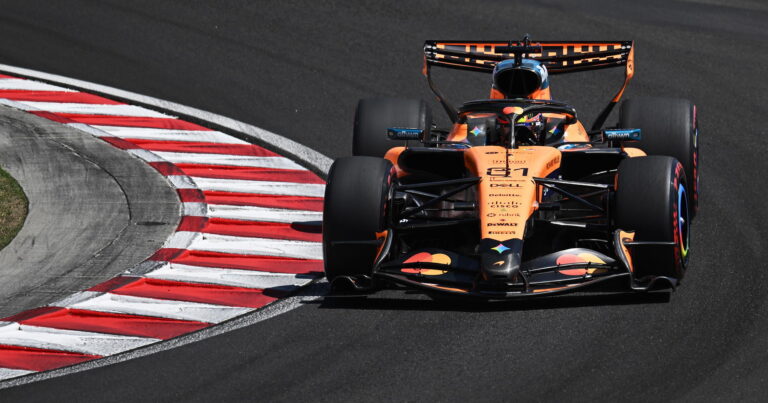 Oscar Piastri frustrated after qualifying shortcoming: 'Lewis not looking in his mirrors'
