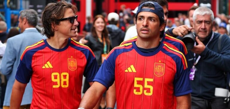 Sainz exalta Espanha após conquista da Copa do Mundo de 2026