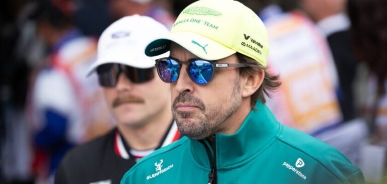 Alonso diz que futuro não depende da evolução da Honda