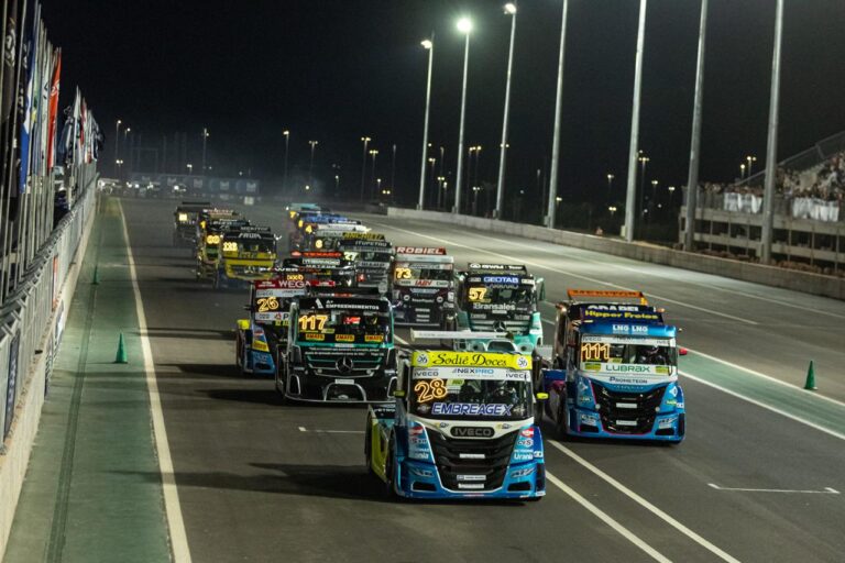 sob as luzes de Cuiabá, a Copa Truck escreveu um novo capítulo