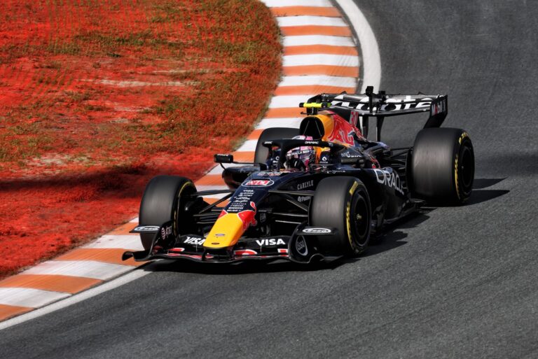 F1: Mekies elogia trabalho de Lawson pela Red Bull no GP da Holanda: "Conquistou pontos"