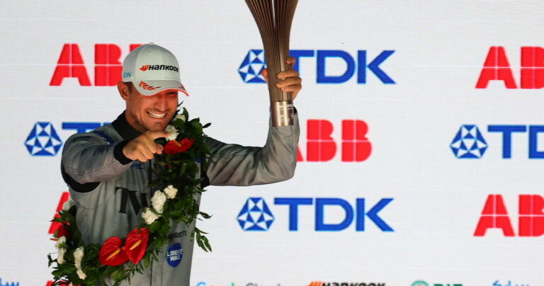 Jake Dennis reveals moment of belief as second Formula E title chance opens