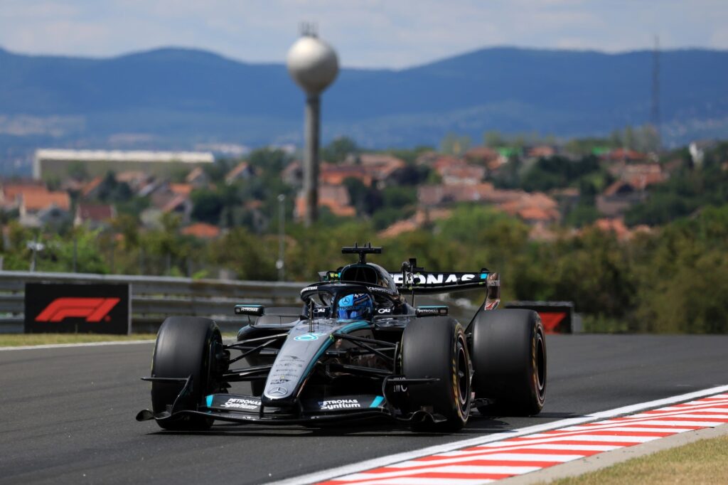 Mercedes prepara estratégia para conter avanço das rivais