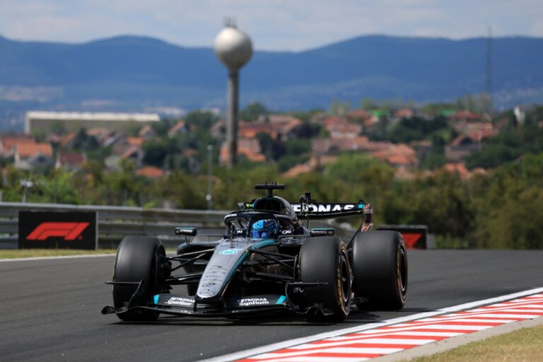 Mercedes prepara estratégia para conter avanço das rivais