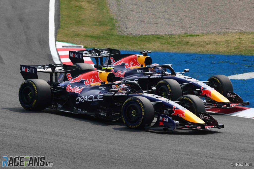 Isack Hadjar, Max Verstappen, Red Bull, Suzuka, 2026