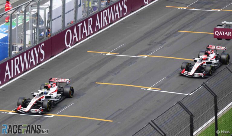 Oliver Bearman, Esteban Ocon, Haas, Albert Park, 2026