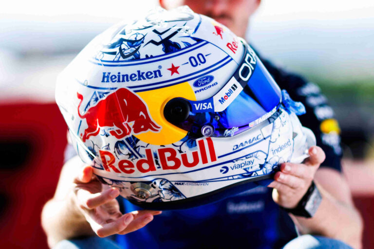 Verstappen reveals special helmet design for final home race – RaceFans