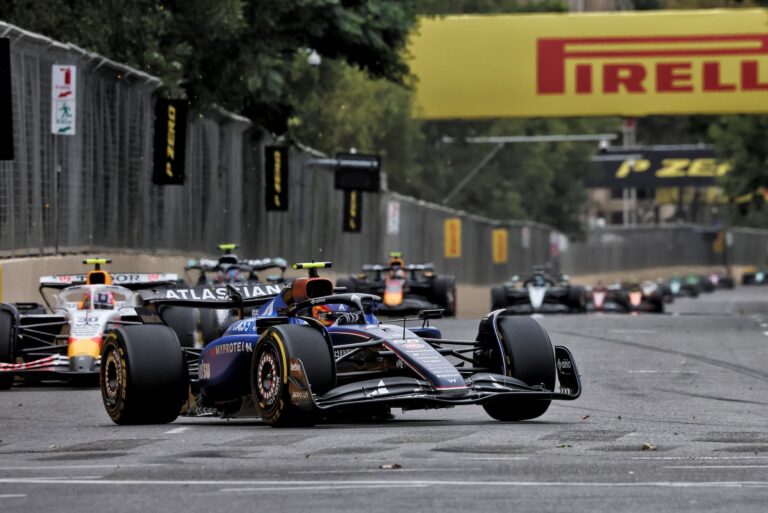 o ao vivo do TL1 da F1 em Baku