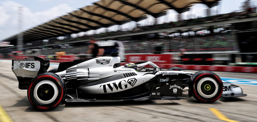 F1: Veja as melhores fotos do sábado em Sepang