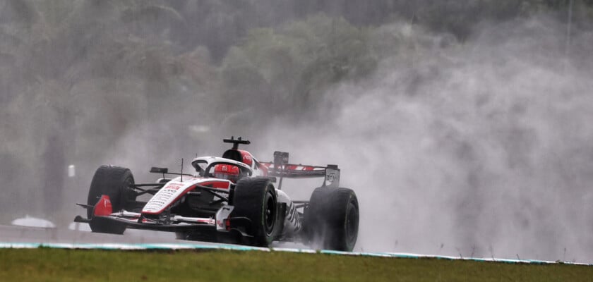 FIA revela bug e Singapura esquenta disputa pelo título