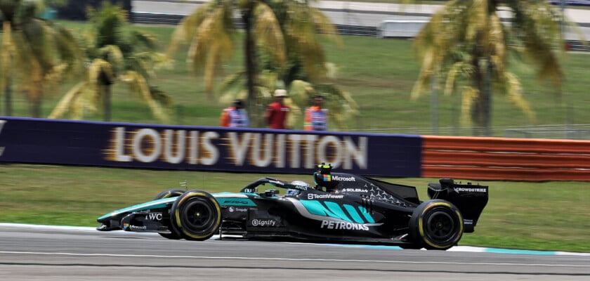Mercedes vê atualizações perderem efeito com superaquecimento de pneus