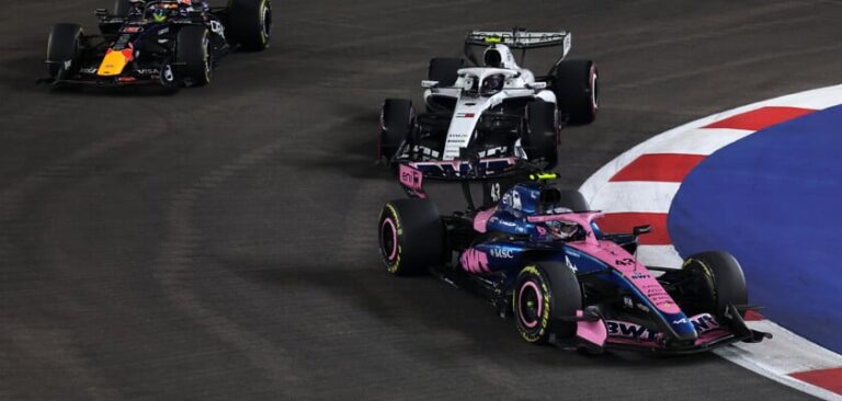 Ruanda chega, V8 volta e McLaren endurece cobrança