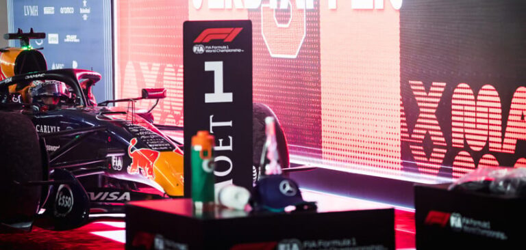 Verstappen destaca ritmo da Red Bull após triunfo em Singapura